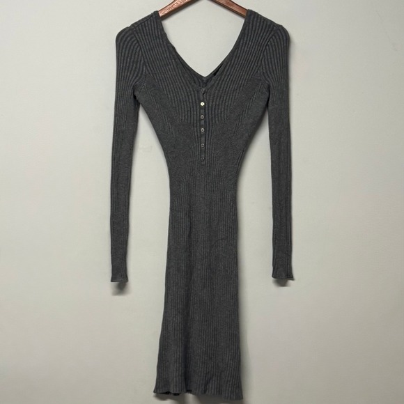 Guess Women's Gray Ribbed Knit Bodycon Midi Dress Long Sleeve Fitted - Picture 1 of 6